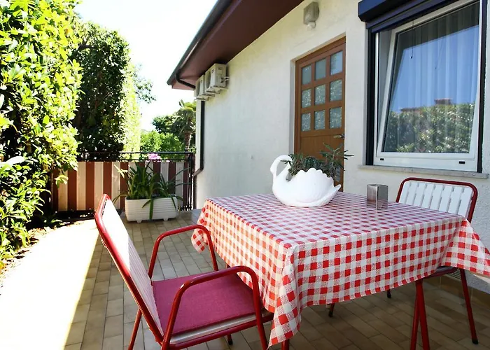 Lovely Sea View Bj *